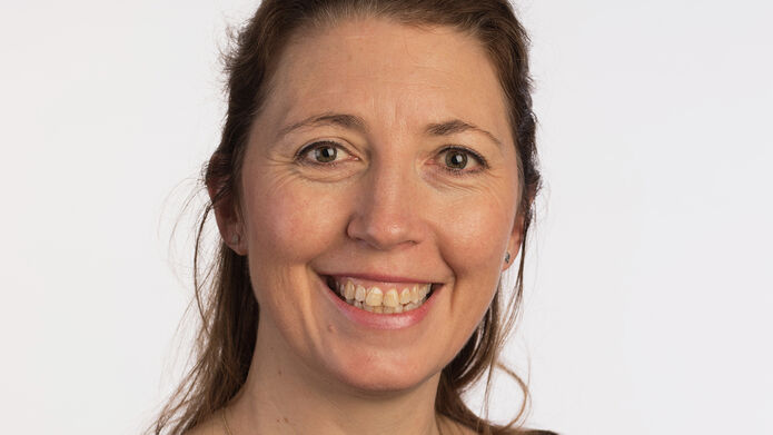 Portrait photo of Kim Dale