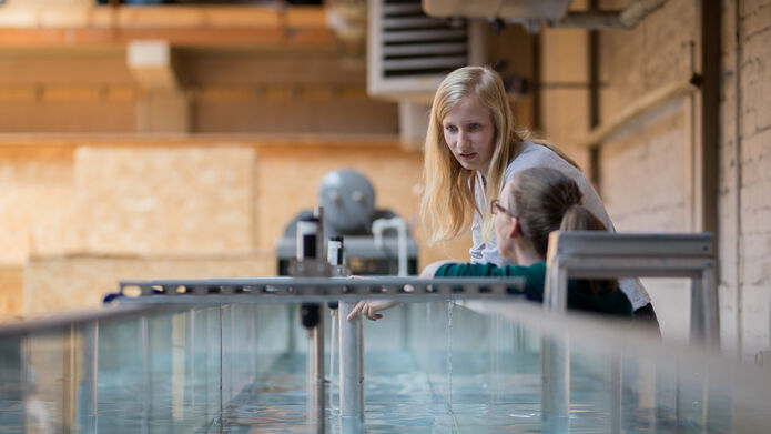 Students in Marine lab