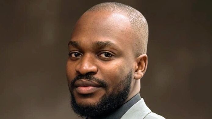 Portrait photo of man in suit
