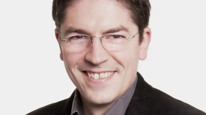 Portrait photo of Daniel Morales