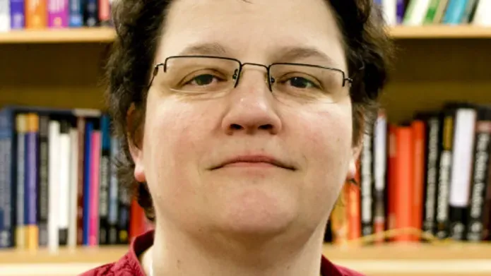 Portrait photo of Niamh Nic Daeid