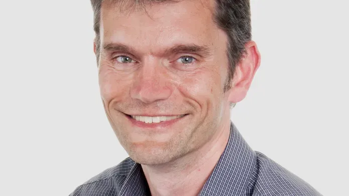 Portrait photo of Timothy Hales