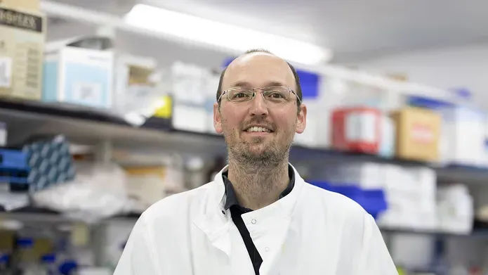 Dr Andy Howden