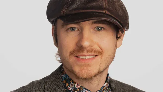 Portrait photo of Wayne Paul