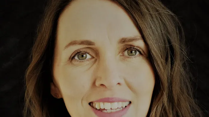 Woman smiling in pixture