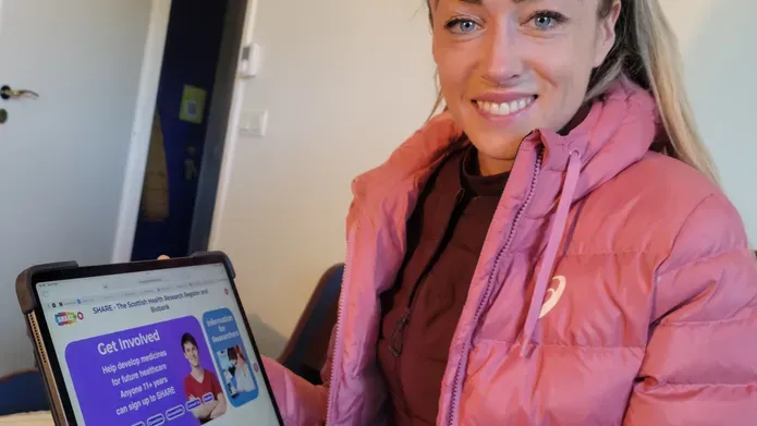 Eilish McColgan signs up to the SHARE register