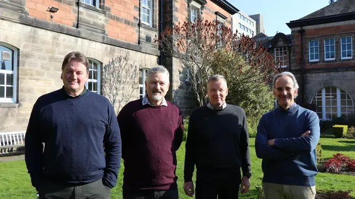Pic pf the UNLEASH team in Geddes Quad
