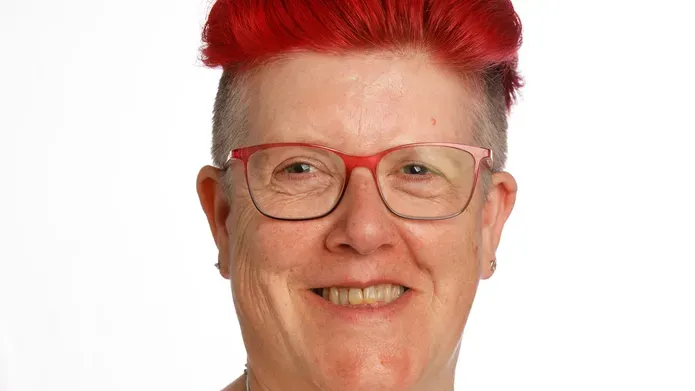 Profile photograph of Amanda Millar