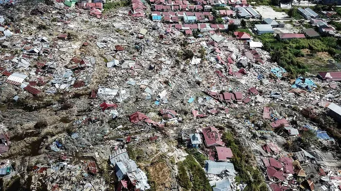 town destroyed by earthquake