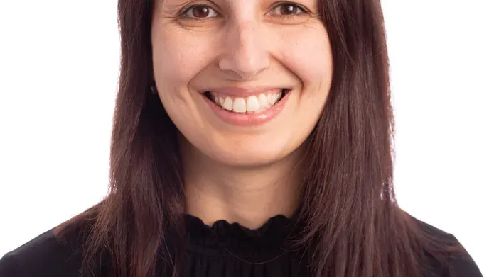 A portrait photo of Dr Samira Bell