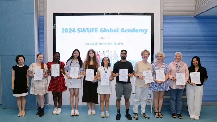 SWUFE at closing ceremony