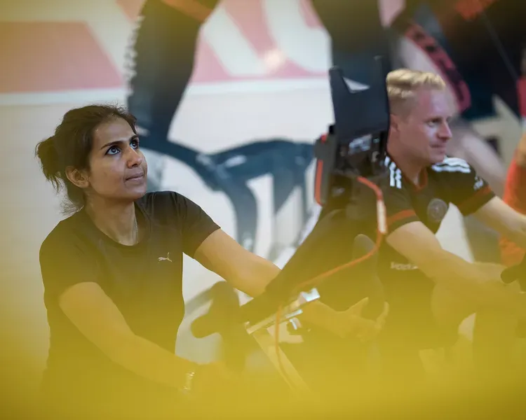 People on bikes in the gym