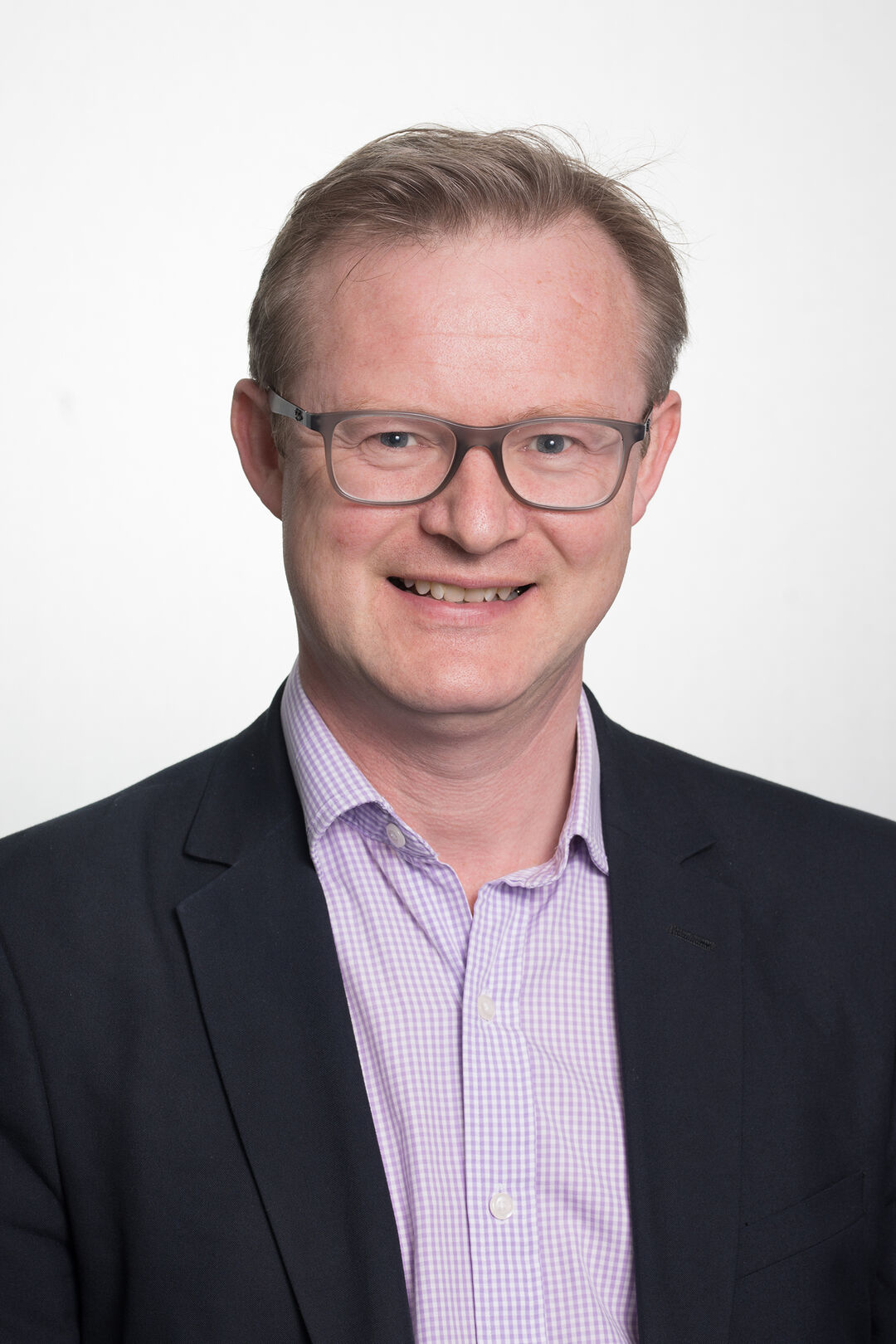 Portrait photo of Russell Petty