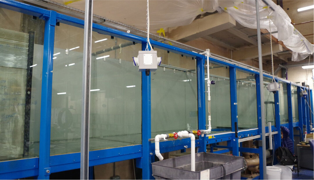 side of blue framed recirculating tank