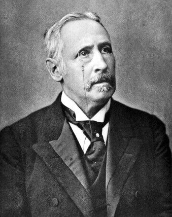 black and white photograph of Colonel Vivian Dering Majendie taken in 1895