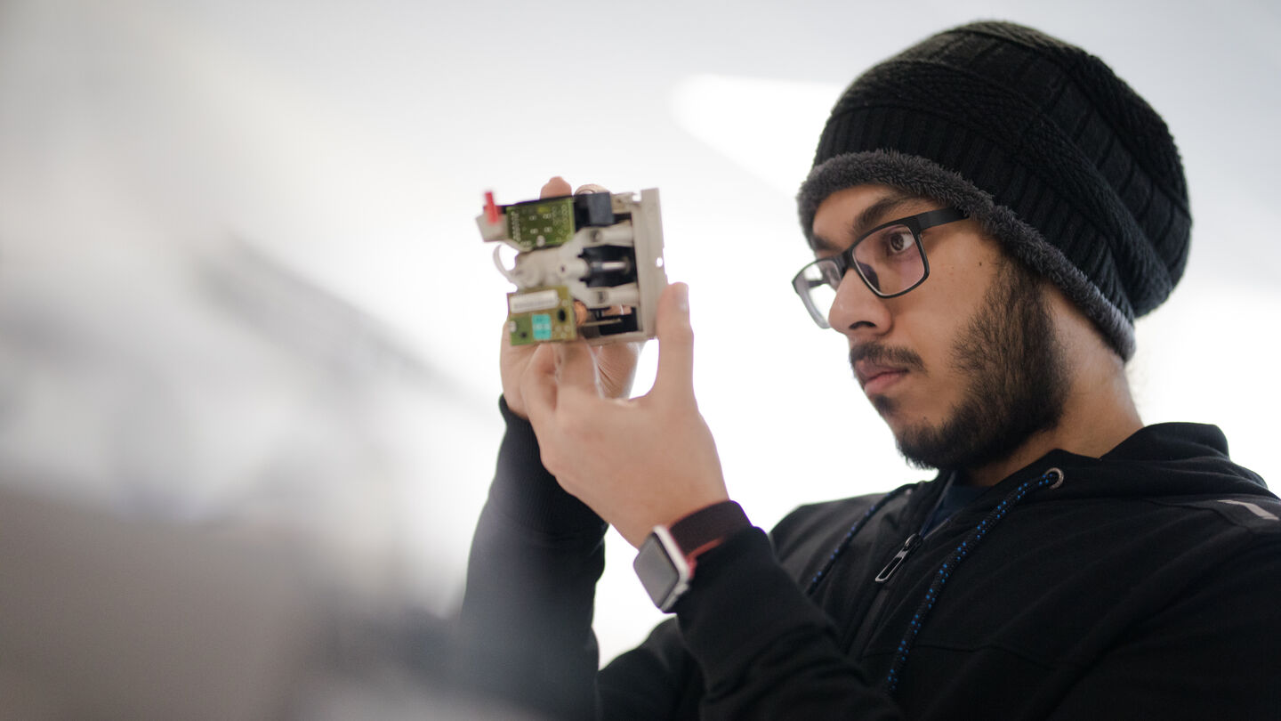 BIOMEDICAL ENGINEERING ENTRY REQUIREMENTS UK visual data 2